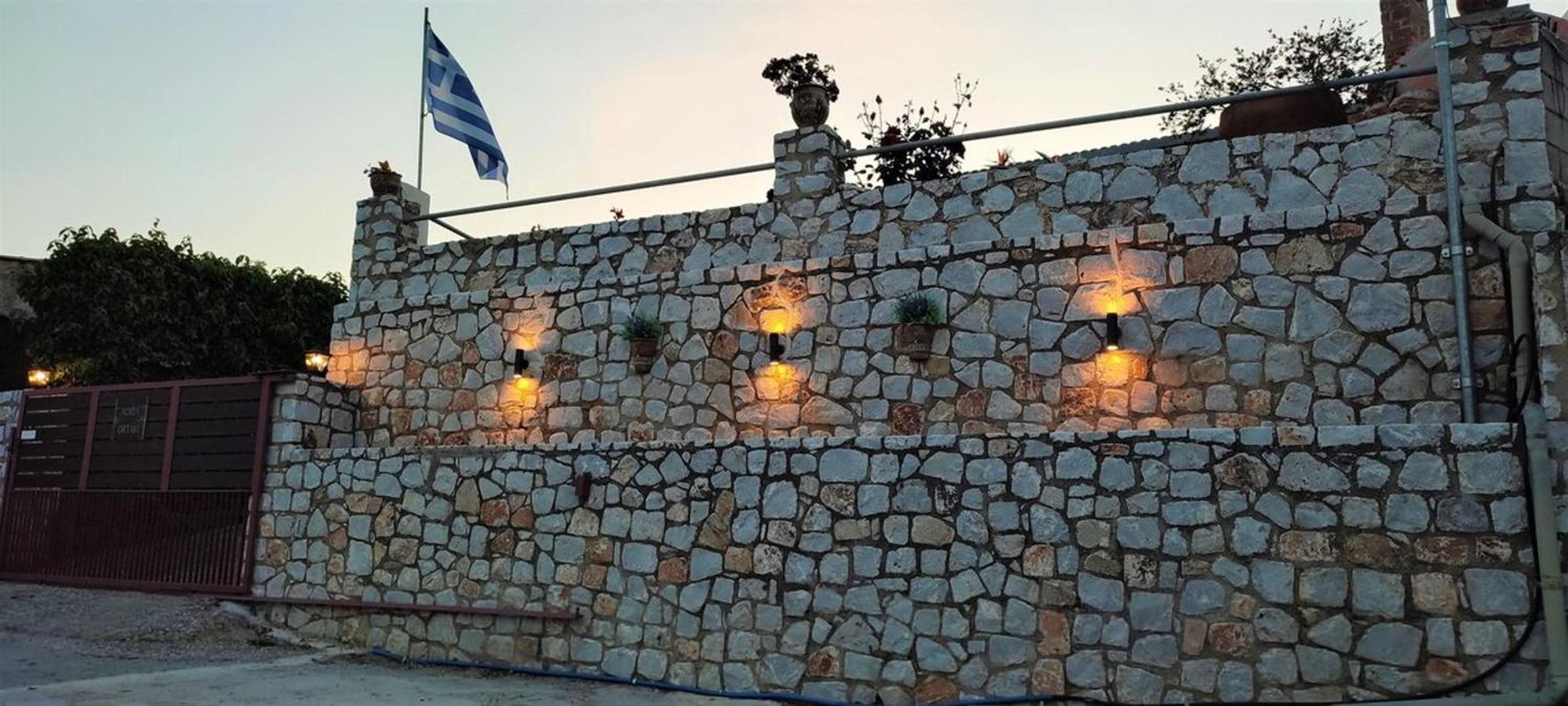 Aoria Traditional House With Stuning Mountain View Loulos エクステリア 写真
